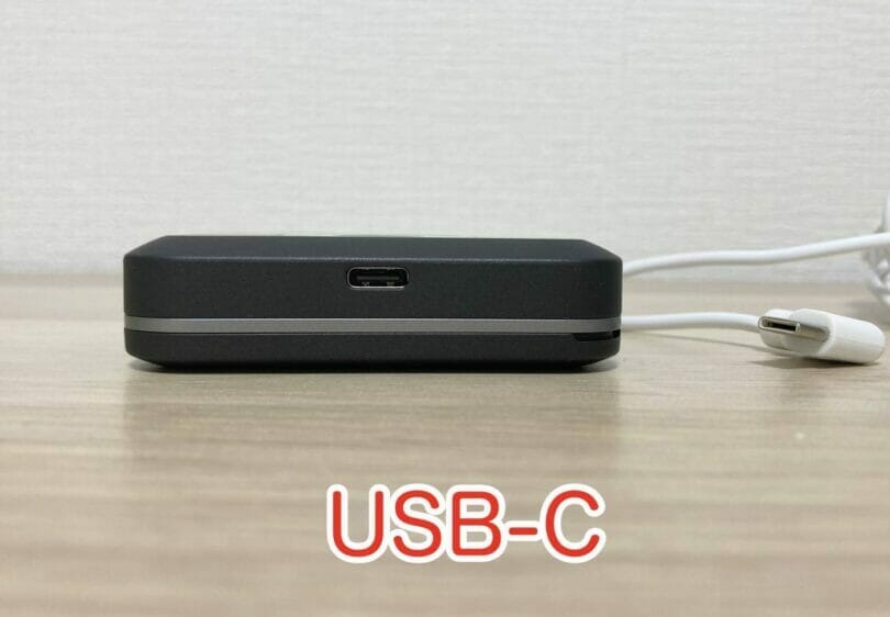 USB-Cで充電する