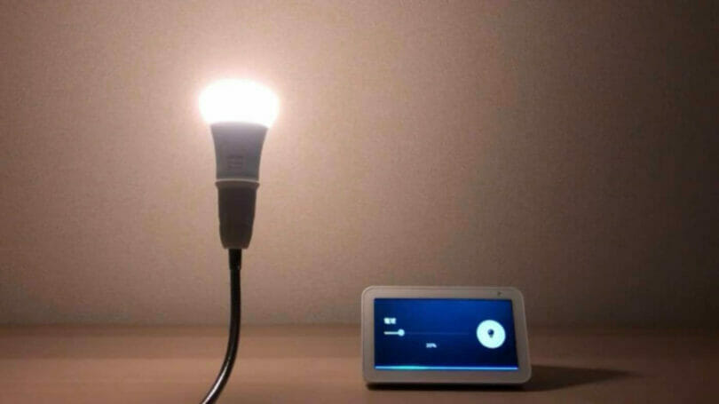 スマートライトを音声操作