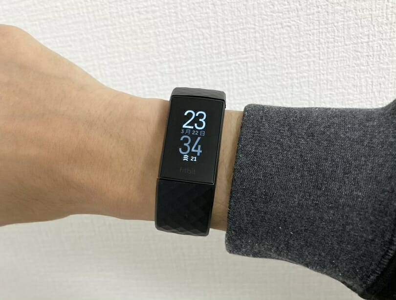 Fitbit Charge4  Suica対応