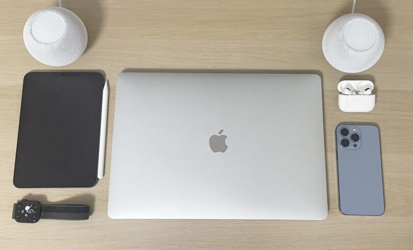 手持ちのAppleデバイス全部(HomePod mini、iPad mini 6、MacBook Pro、iPhone 13 Pro、AirPods Pro)