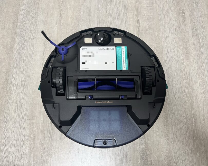 Eufy RoboVac X8 Hybridの背面