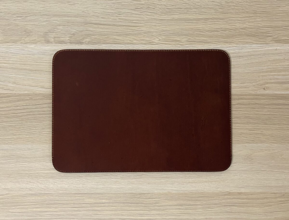 drip Leather MacBook Case レビュー｜14インチMacBook Proがピッタリ入るミニマルな本革スリーブケース