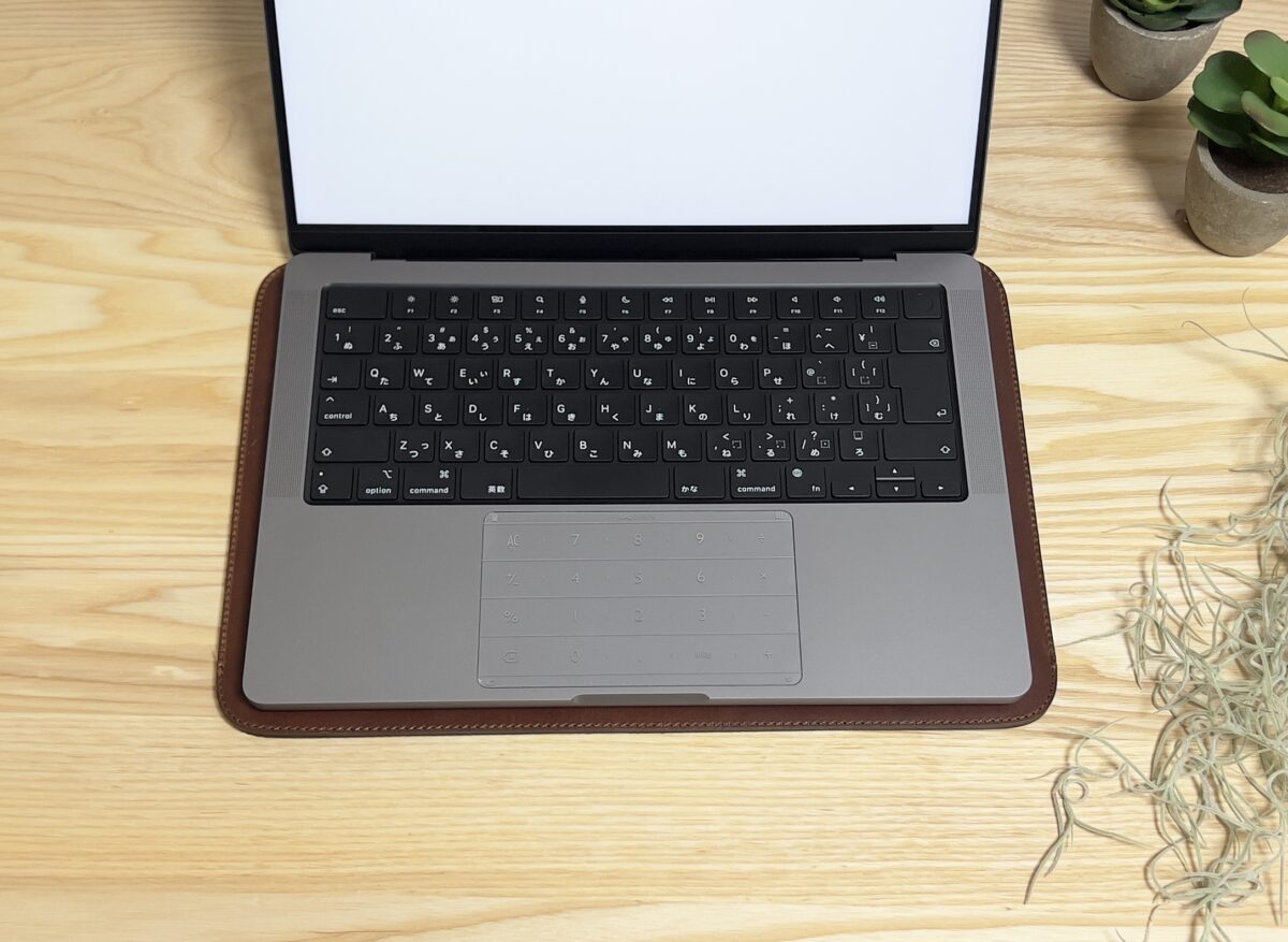 drip Leather MacBook Case レビュー｜14インチMacBook Proがピッタリ