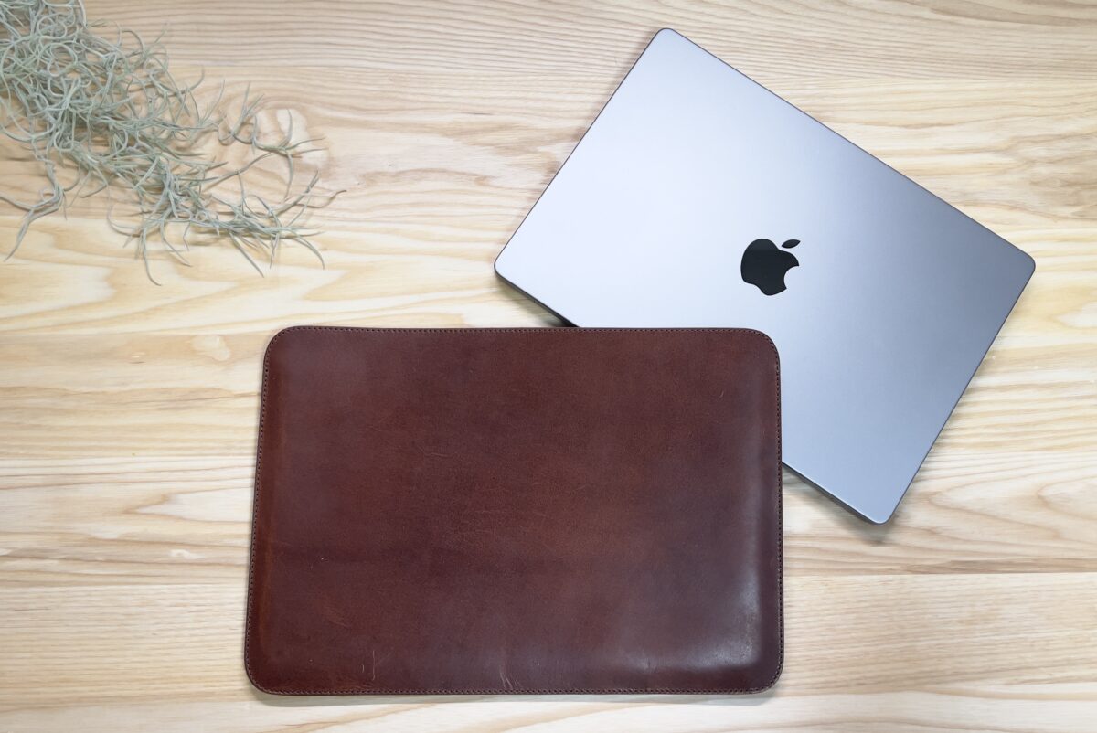 Drip Leather Macbook Case 14インチ